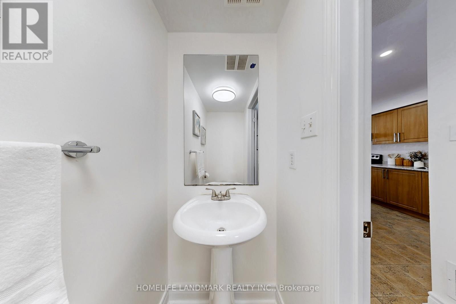 169 Trailhead Avenue, Newmarket, Ontario  L3X 2Z9 - Photo 16 - N12747510