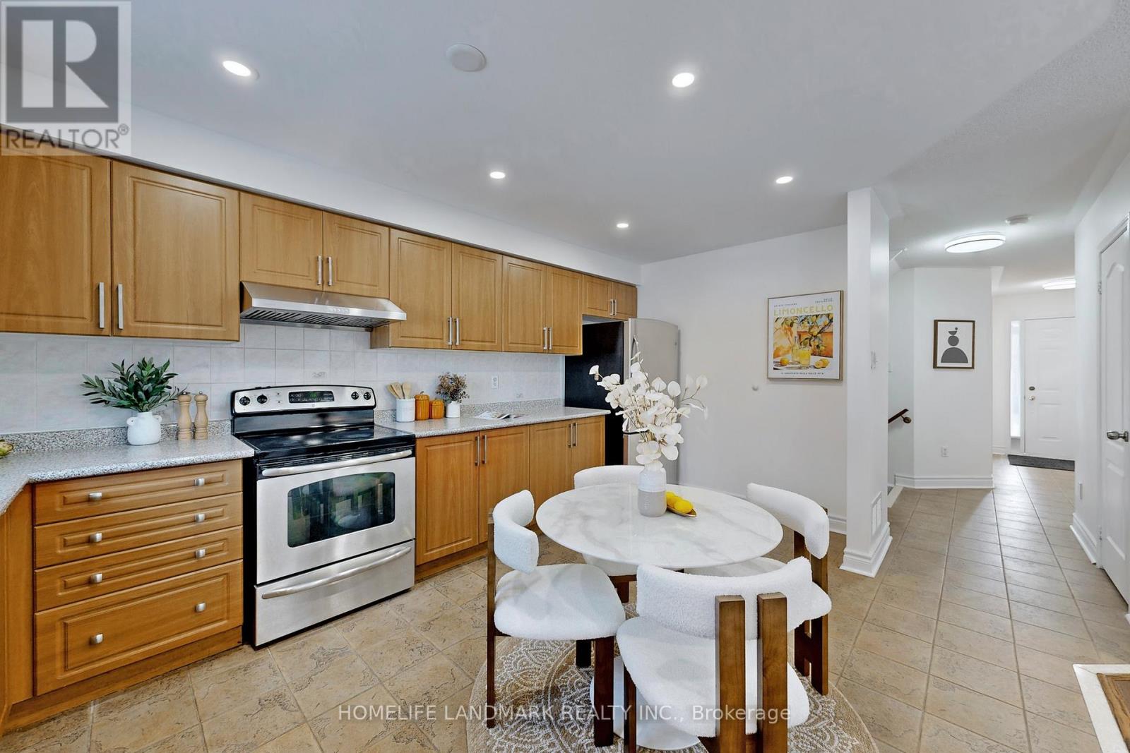 169 Trailhead Avenue, Newmarket, Ontario  L3X 2Z9 - Photo 9 - N12747510