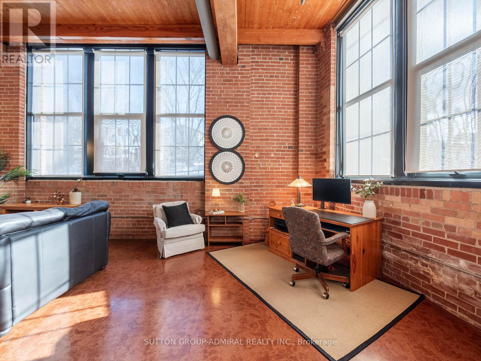 204 - 543 Timothy Street, Newmarket, Ontario  L3Y 1R1 - Photo 9 - N12747514