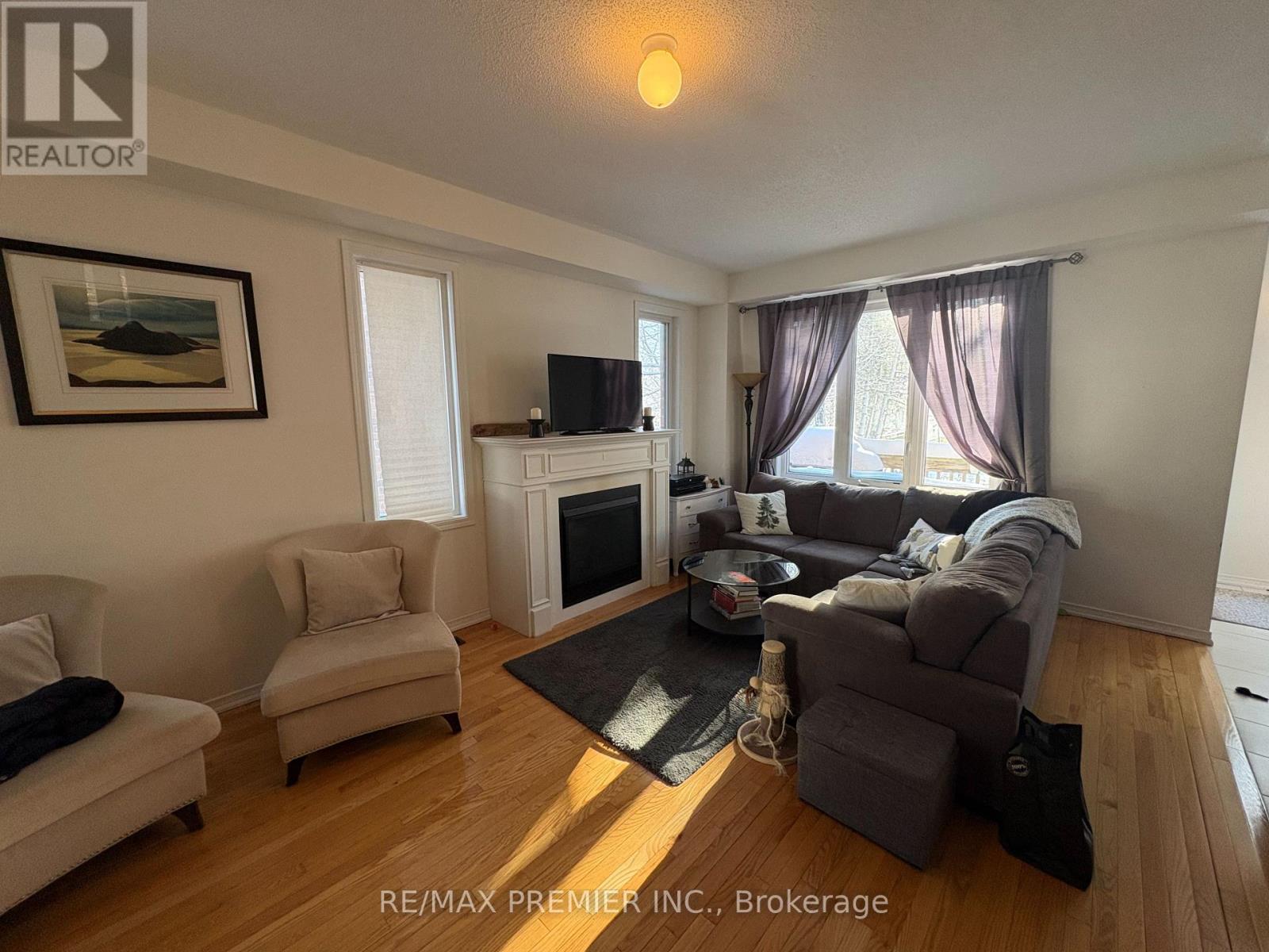 1001 Abram Court, Innisfil, Ontario  L9S 0K3 - Photo 4 - N12747524