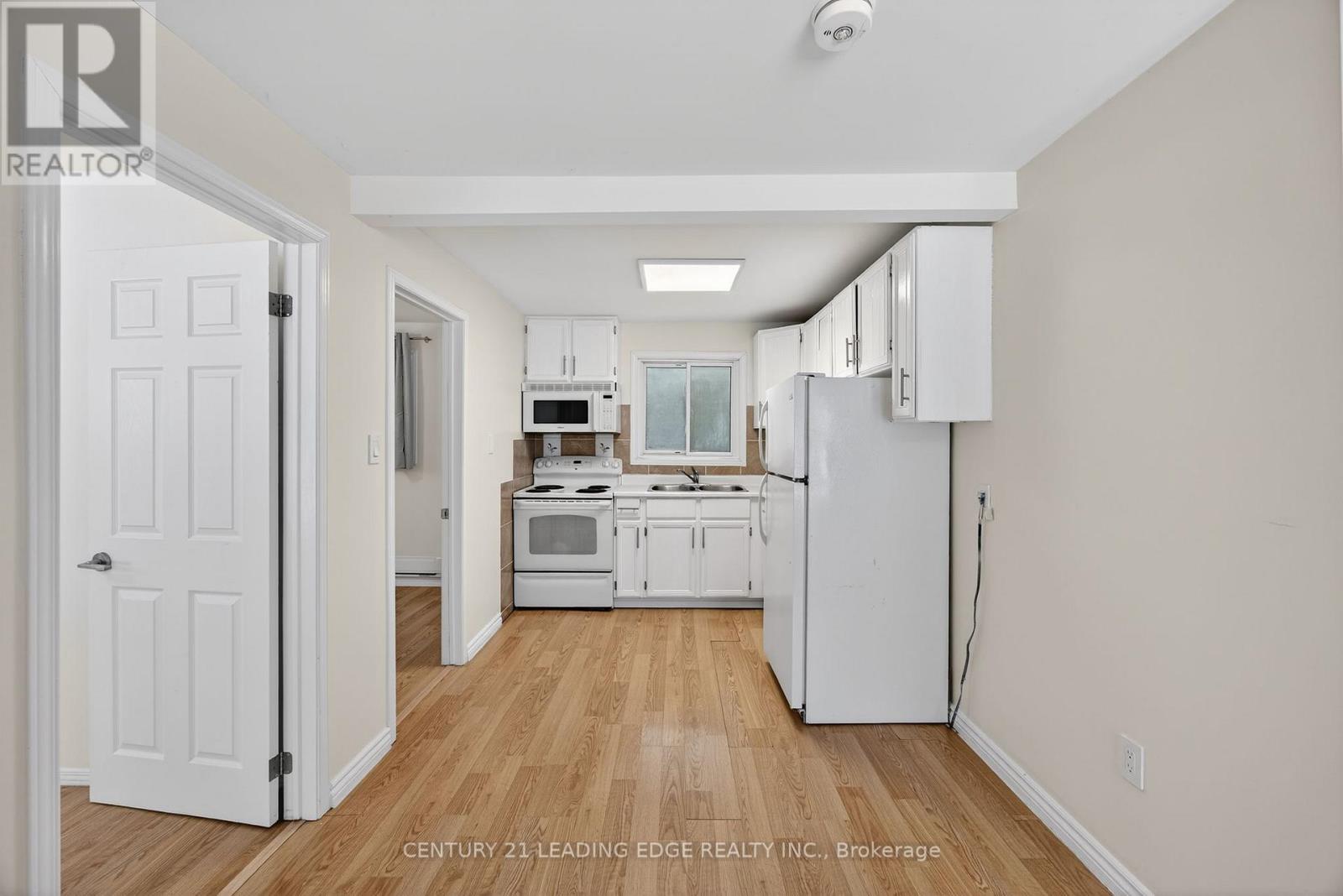 2073 Kate Avenue, Innisfil, Ontario  L9S 1Y3 - Photo 10 - N12747556