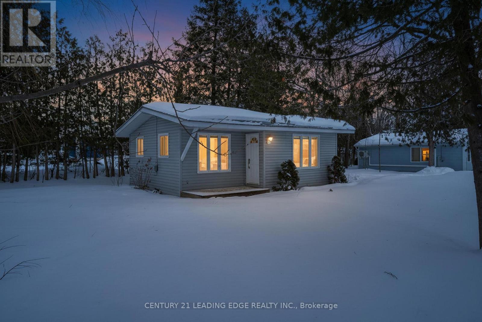 2073 Kate Avenue, Innisfil, Ontario  L9S 1Y3 - Photo 2 - N12747556