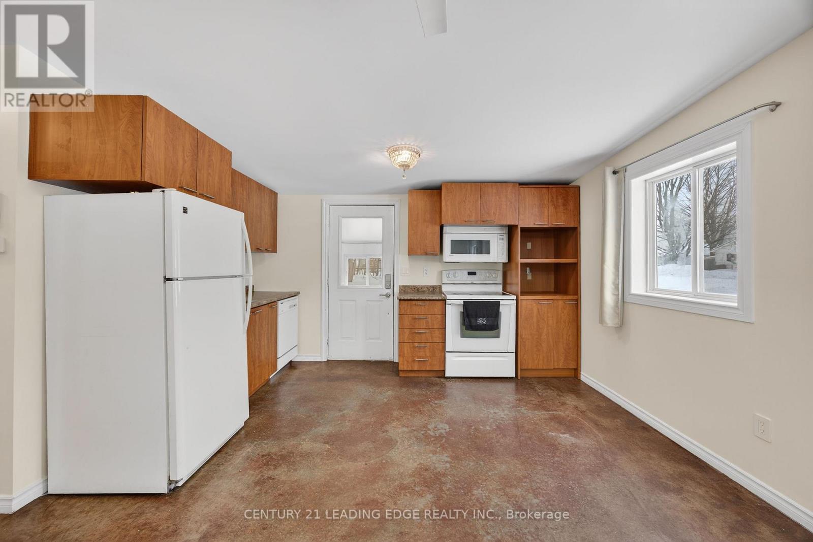 2073 Kate Avenue, Innisfil, Ontario  L9S 1Y3 - Photo 24 - N12747556