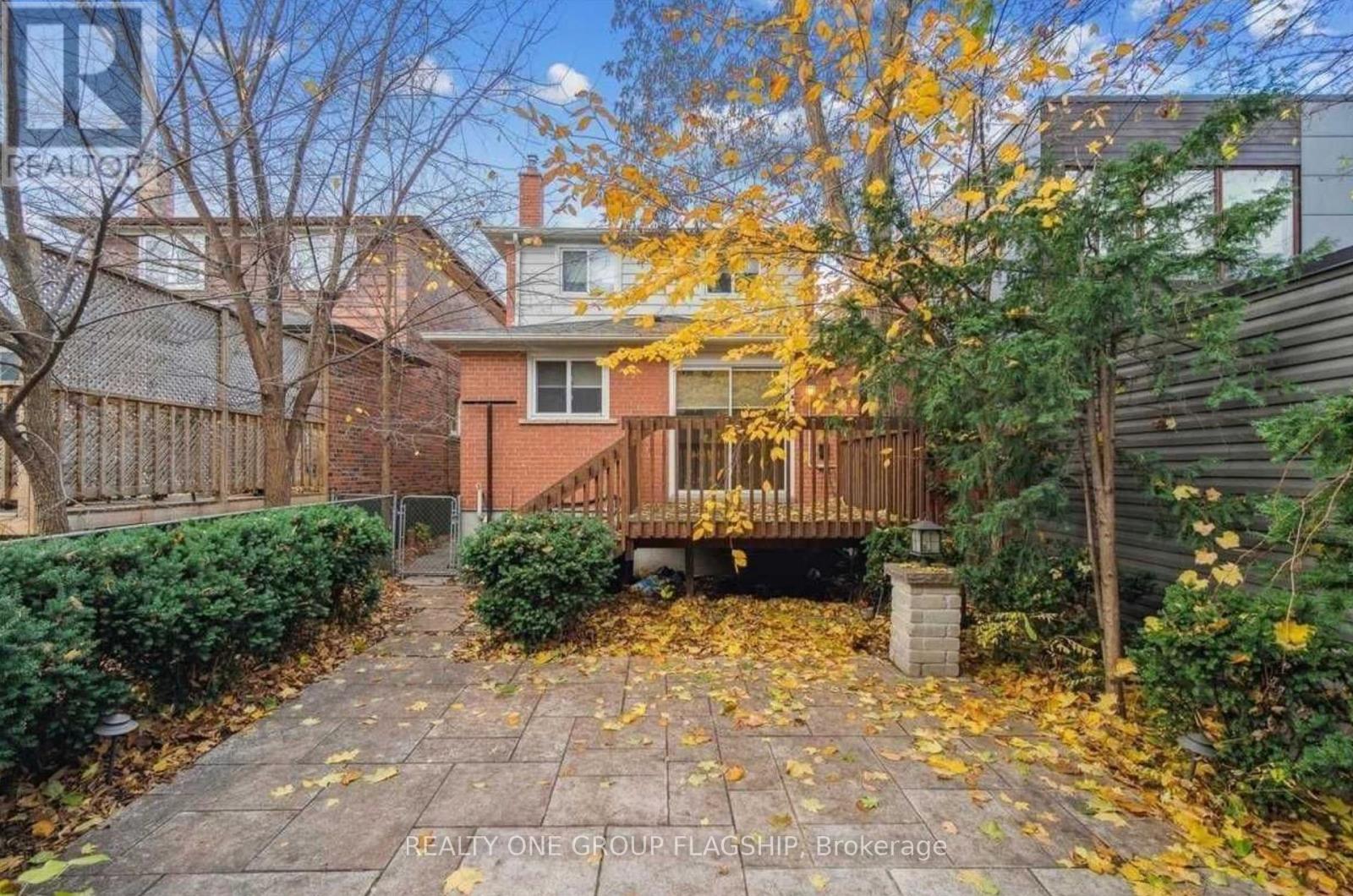 339 A Windermere Avenue, Toronto, Ontario  M6S 3L1 - Photo 2 - W12747516