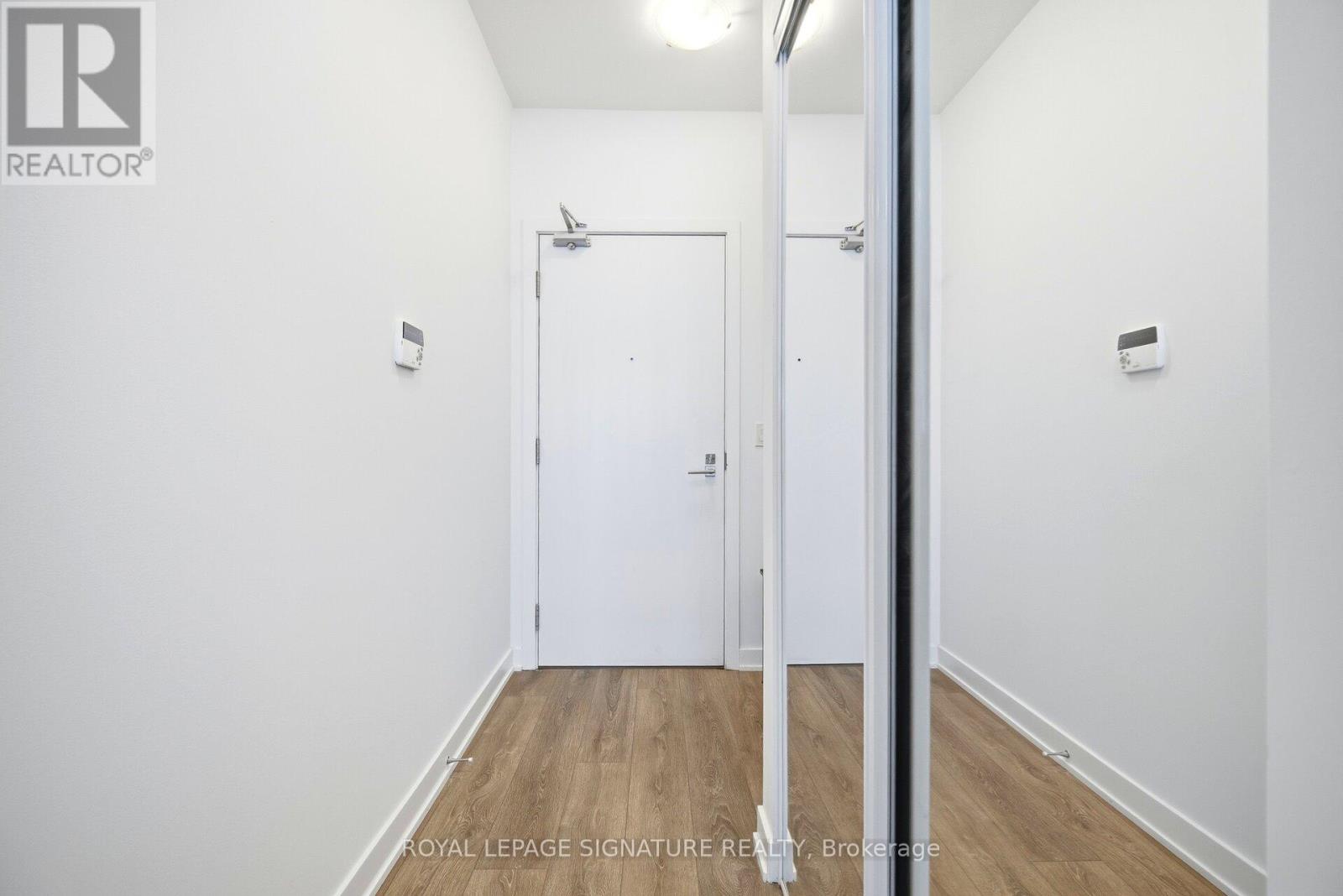 1010 - 4655 Glen Erin Drive, Mississauga, Ontario  L5M 0Z1 - Photo 5 - W12747570