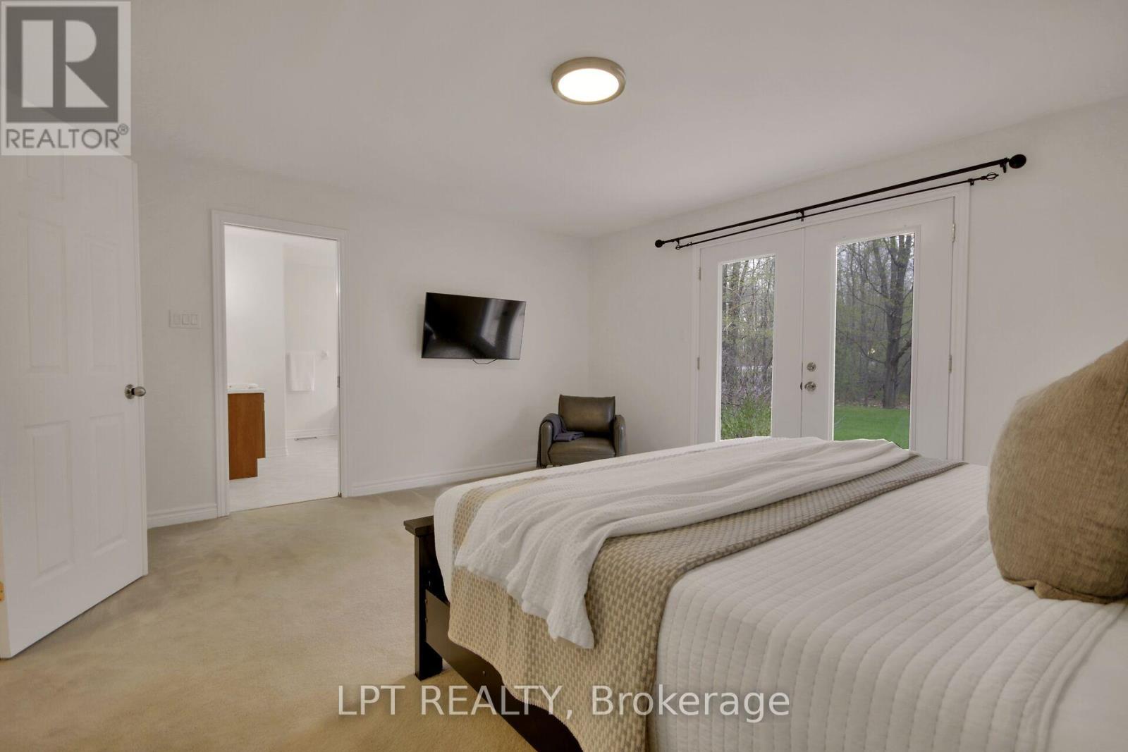 5719 Stuewe Drive, Ottawa, Ontario  K4M 1L2 - Photo 37 - X12506518