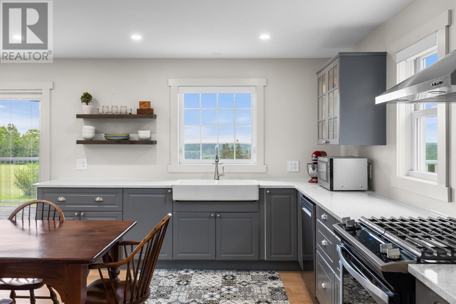 28 Riverdale Road, Riverdale, Prince Edward Island  C0A 1C0 - Photo 4 - 202601865