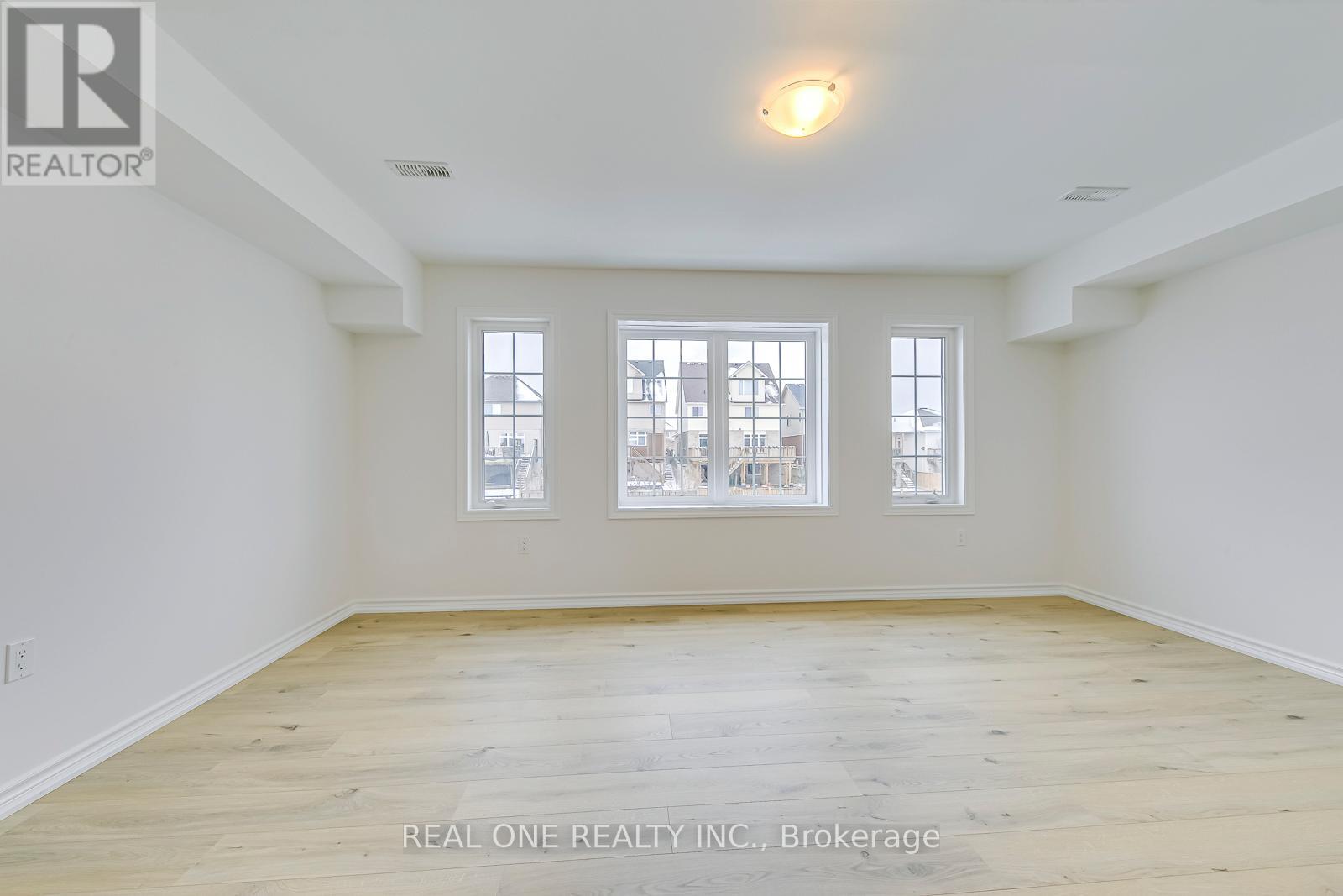 27b - 85 Mullin Drive, Guelph (Victoria North), Ontario  N1E 0R4 - Photo 3 - X12747534