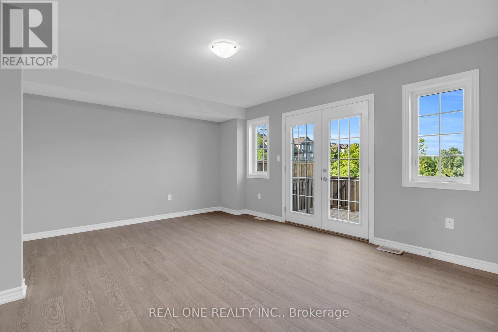 31b - 85 Mullin Drive, Guelph, Ontario  N1E 0R4 - Photo 11 - X12747552