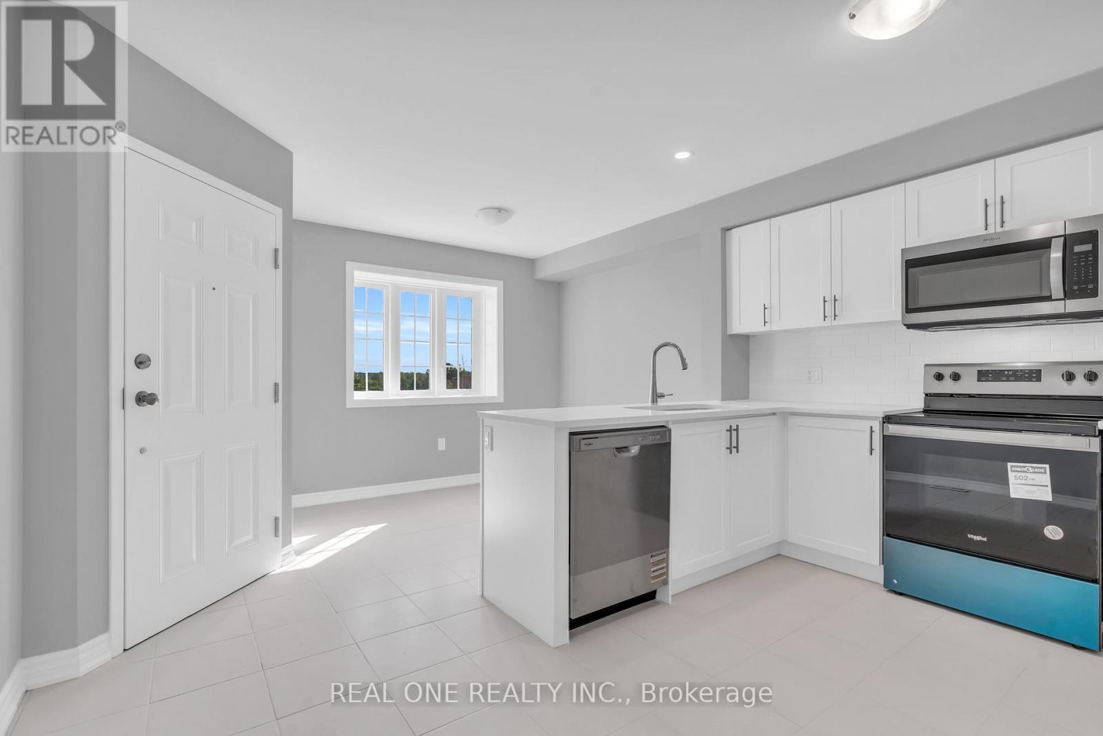 31b - 85 Mullin Drive, Guelph, Ontario  N1E 0R4 - Photo 5 - X12747552