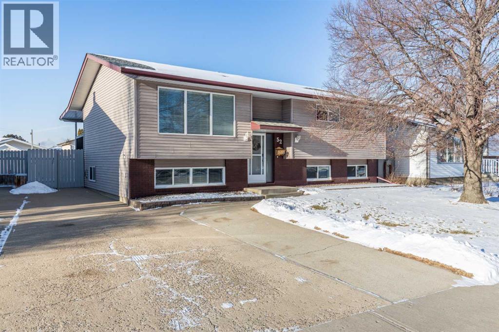 52 Ross Haven Way SE, Medicine Hat, Alberta