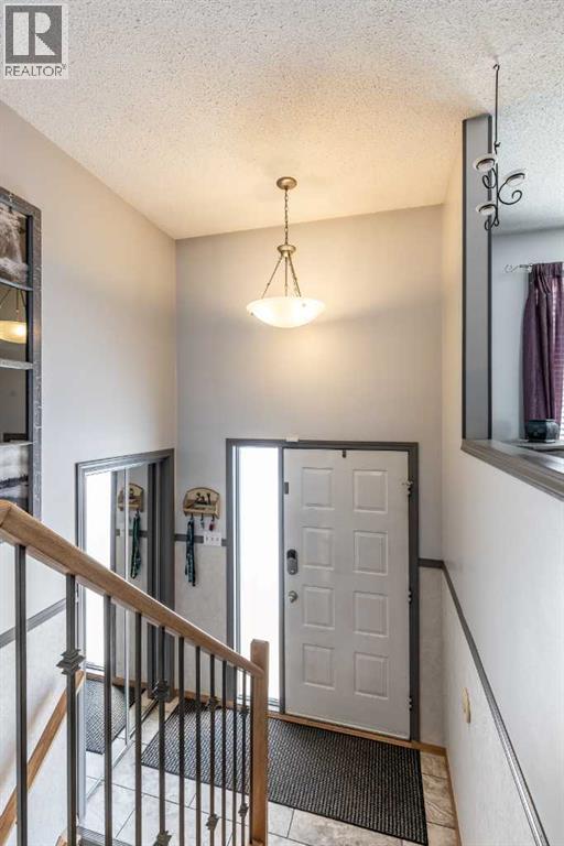 52 Ross Haven Way Se, Medicine Hat, Alberta  T1B 2T8 - Photo 5 - A2281166