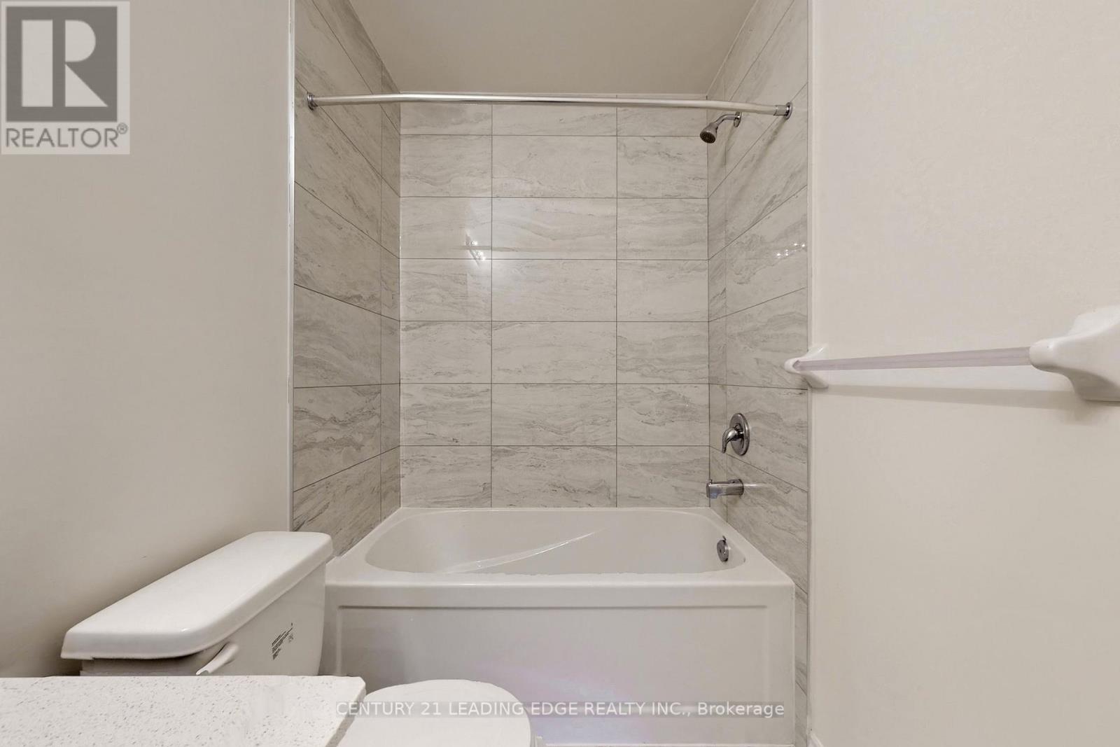 129 Vine Cliff Boulevard, Markham, Ontario  L6C 3T5 - Photo 41 - N12708390