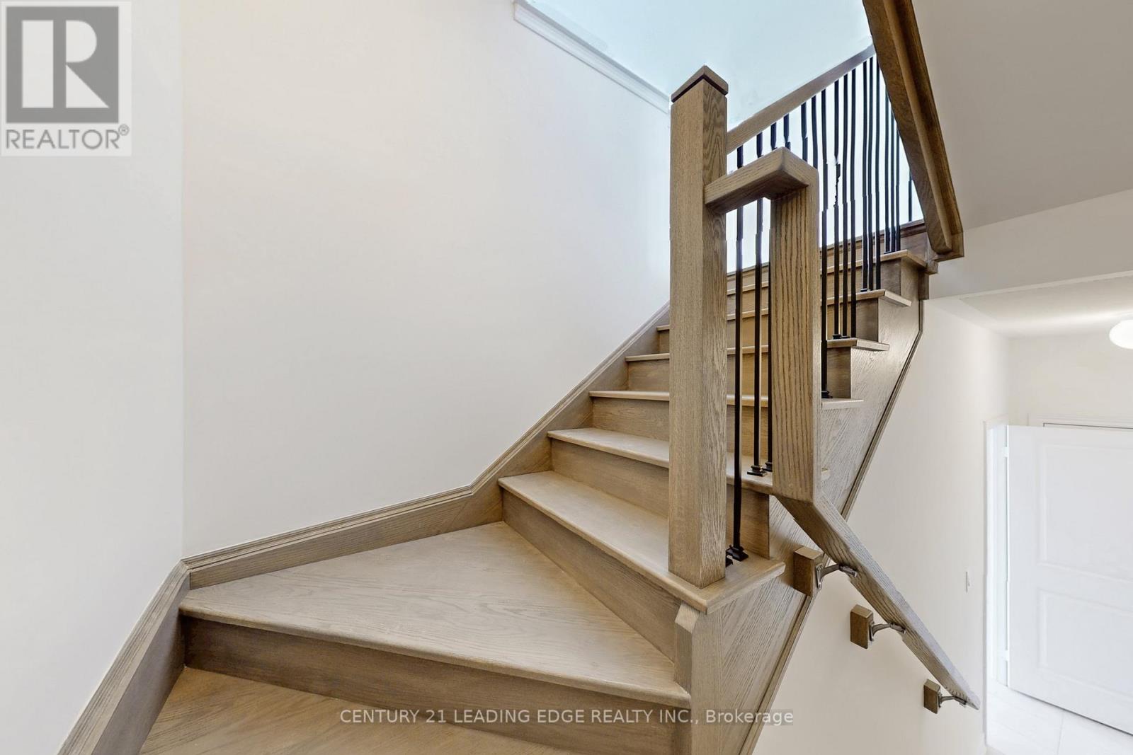 129 Vine Cliff Boulevard, Markham, Ontario  L6C 3T5 - Photo 42 - N12708390