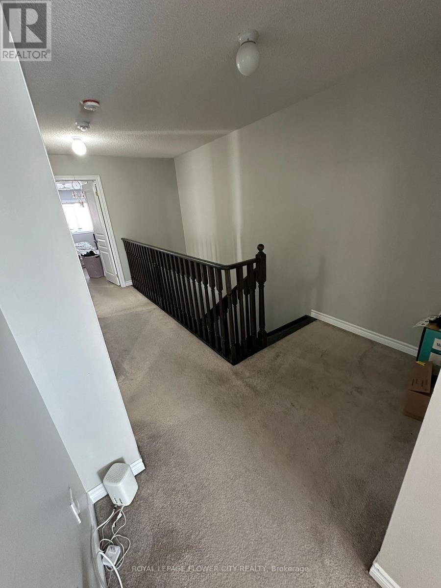 38 Walbrook Road, Brampton, Ontario  L7A 1K4 - Photo 8 - W12744442