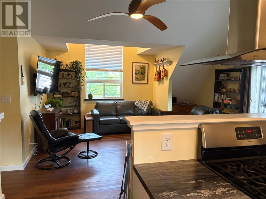 33 St Paul St., Killarney, Ontario  P0M 2A0 - Photo 5 - 2126126