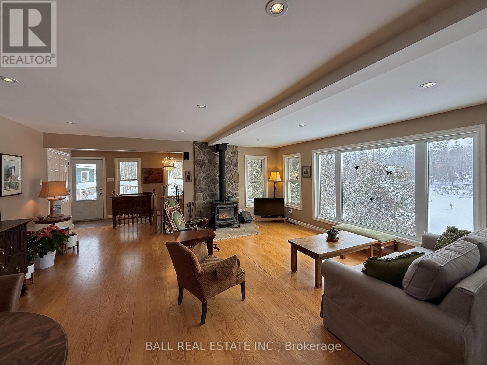 50 Fire Route 10b, North Kawartha, Ontario  K0L 3E0 - Photo 3 - X12747646