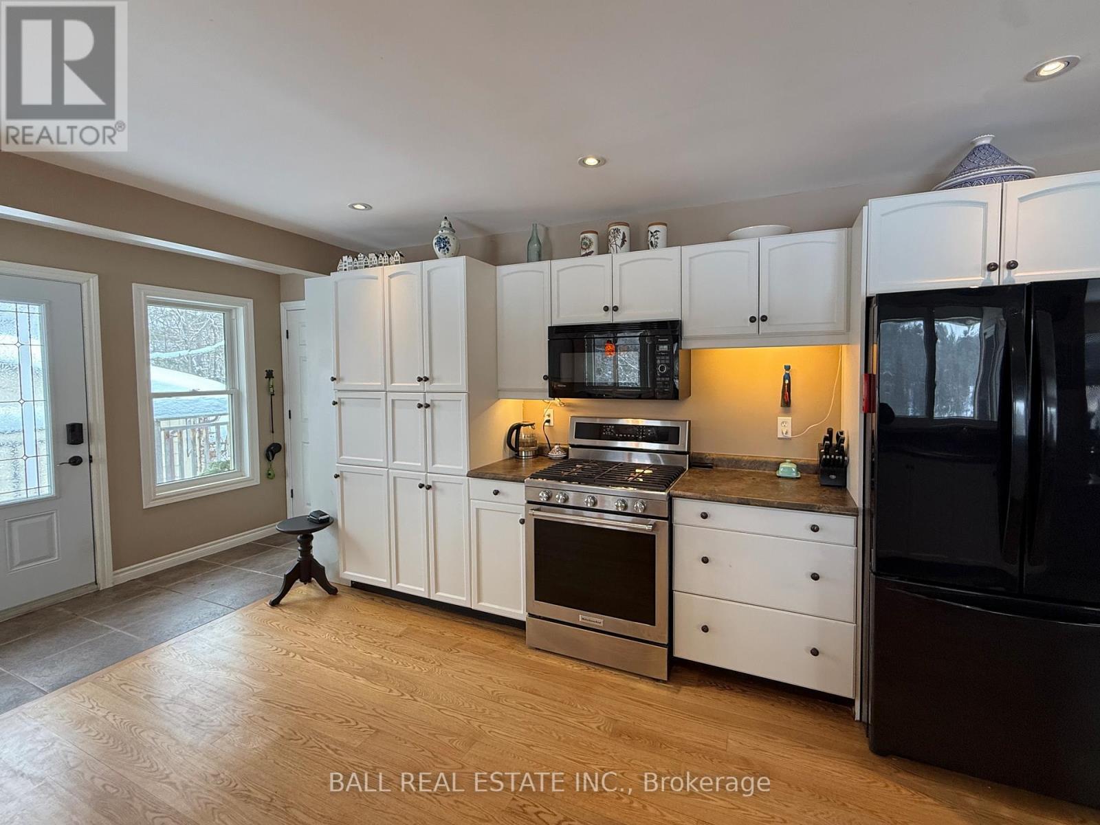 50 Fire Route 10b, North Kawartha, Ontario  K0L 3E0 - Photo 8 - X12747646