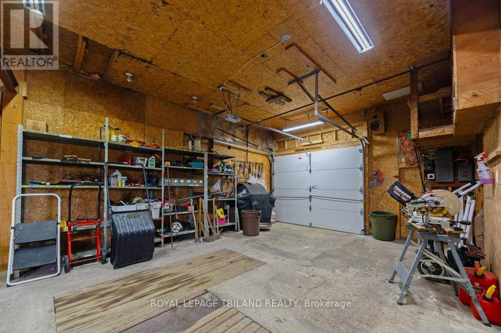 102 Alma Street, St. Thomas, Ontario  N5P 3B1 - Photo 33 - X12747600