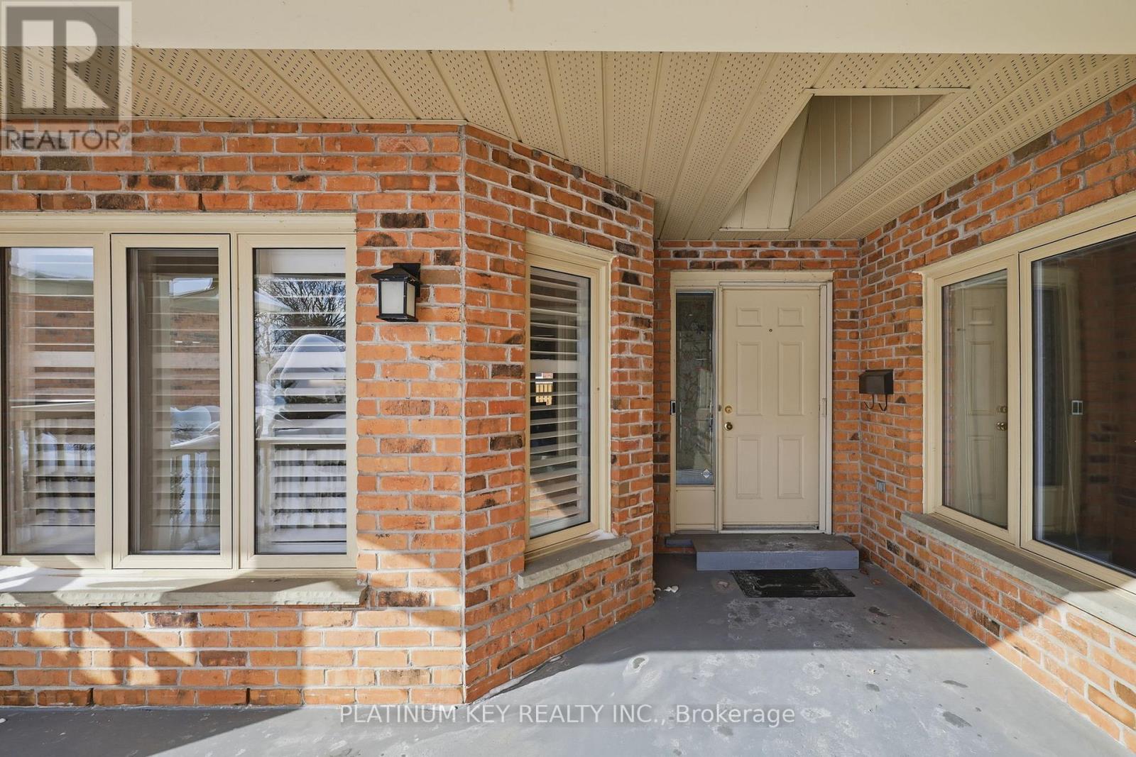 7 - 1331 Commissioners Road W, London South (South B), Ontario  N6K 1E2 - Photo 4 - X12747658