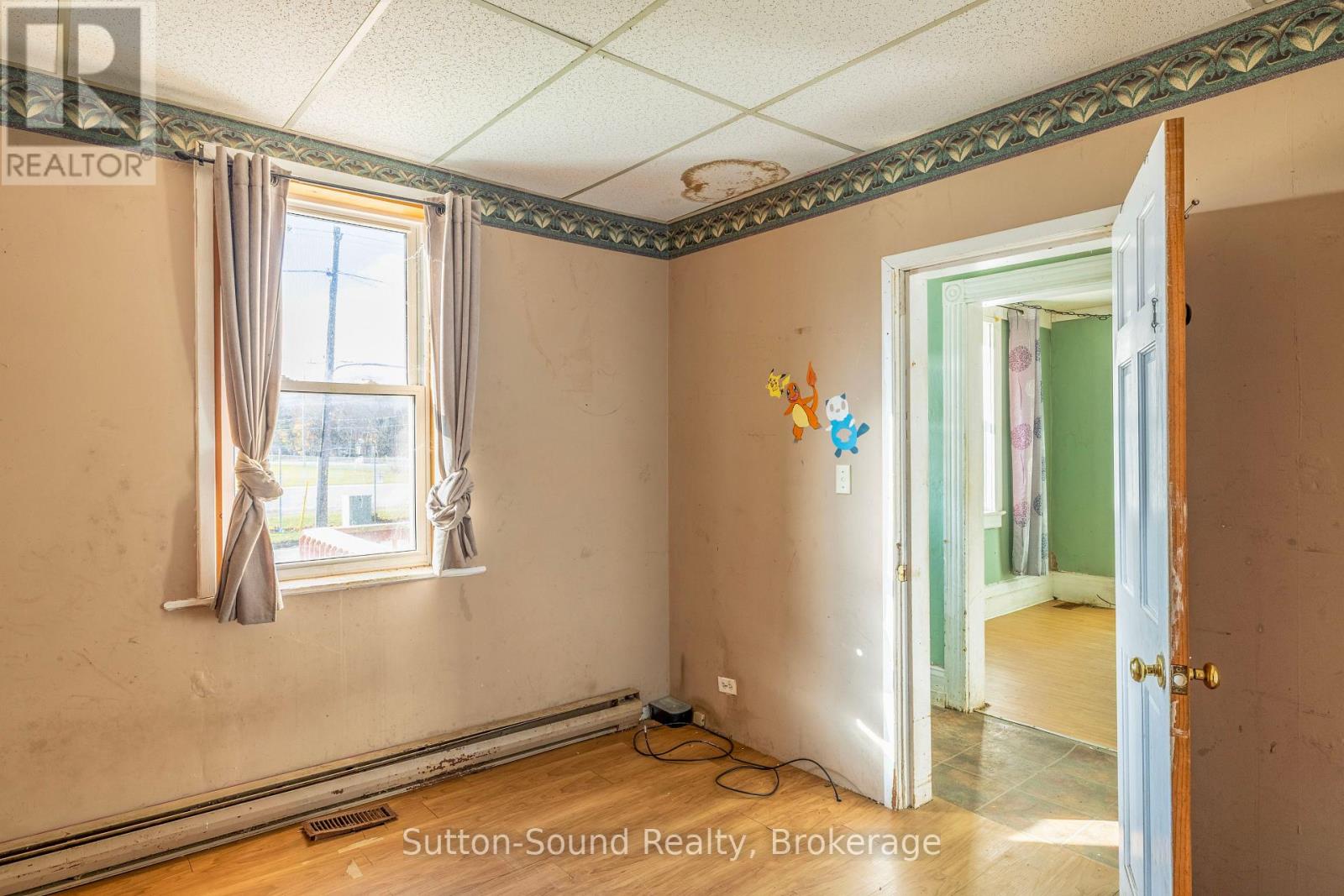 360 16th Street W, Owen Sound, Ontario  N4K 4A3 - Photo 16 - X12747644