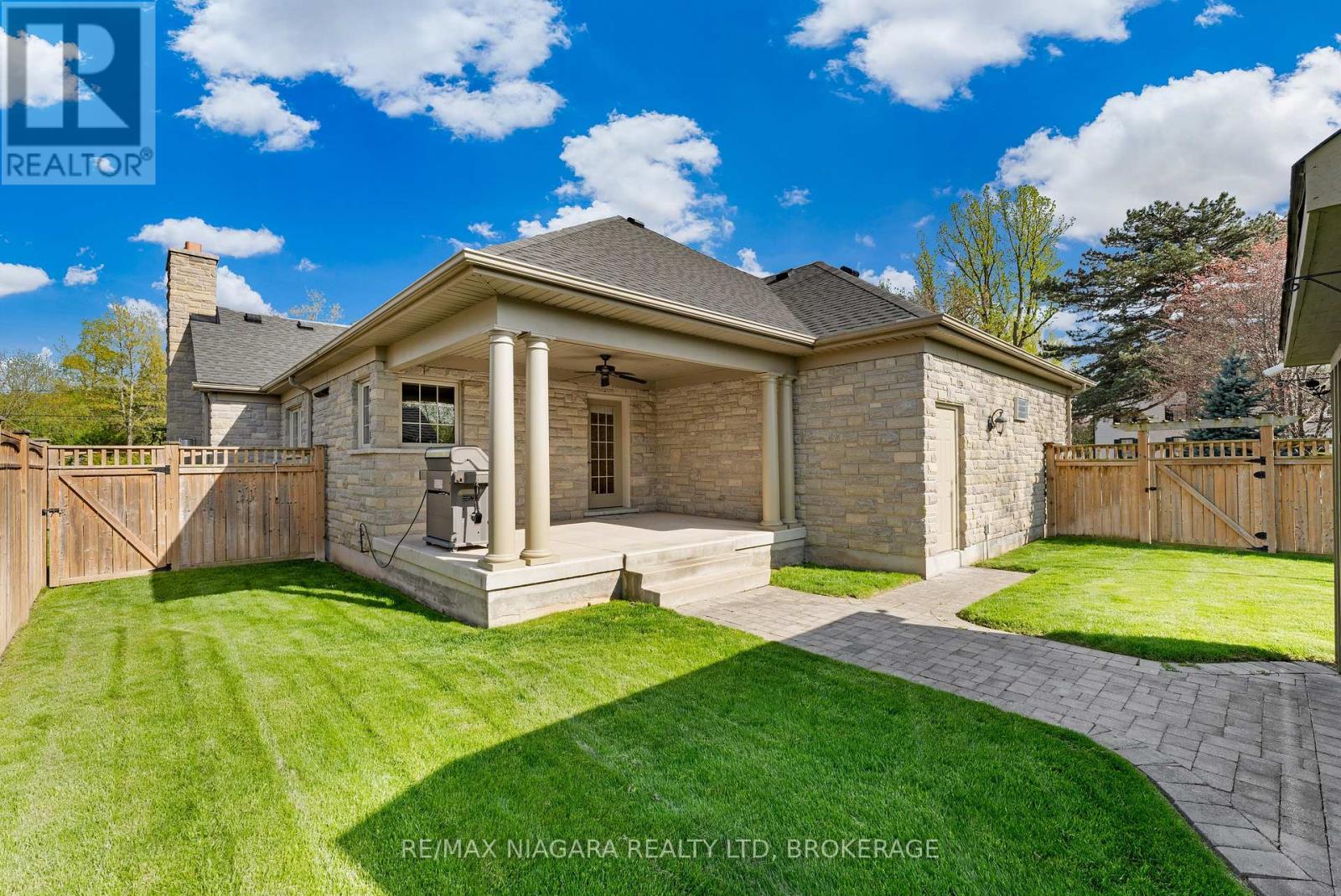 222 Four Mile Creek Road, Niagara-On-The-Lake, Ontario  L0S 1P0 - Photo 36 - X12716880