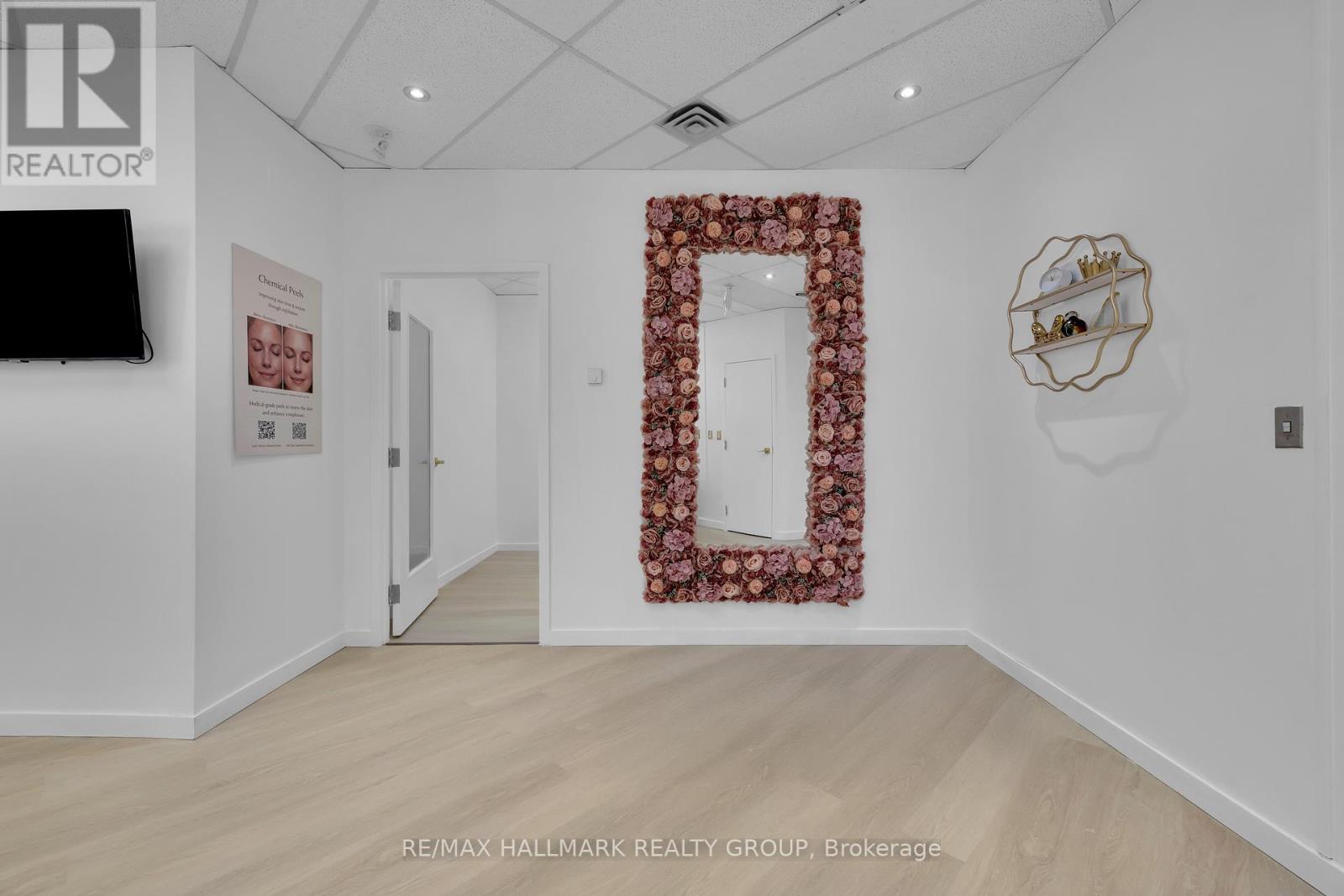 115  (Room 1) - 106 Colonnade Road, Ottawa, Ontario  K2E 7L6 - Photo 25 - X12747604