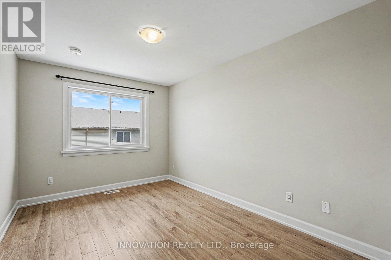 82 Vimy Ridge Crescent, Arnprior, Ontario  K7S 0H7 - Photo 9 - X12747620