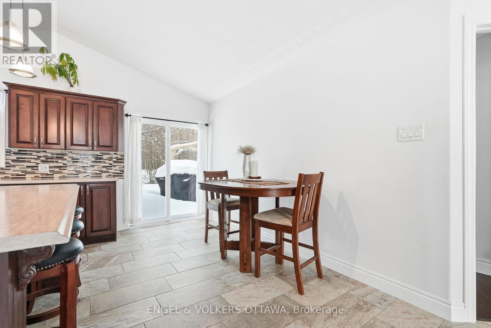 17 Jean-Paul Road, The Nation, Ontario  K0A 1M0 - Photo 12 - X12747632