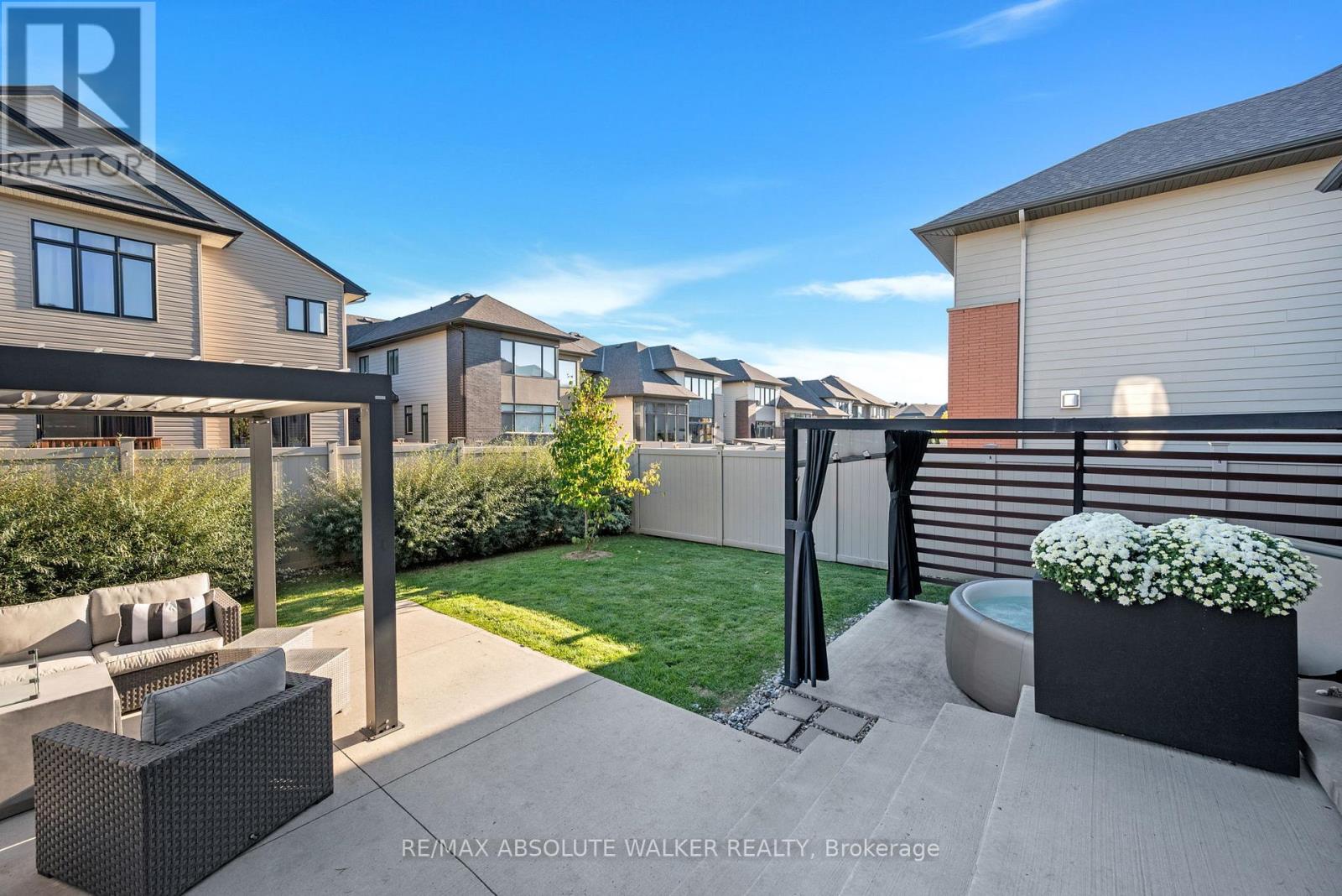 149 Stonemeadow Drive, Ottawa, Ontario  K2M 0G9 - Photo 36 - X12747678