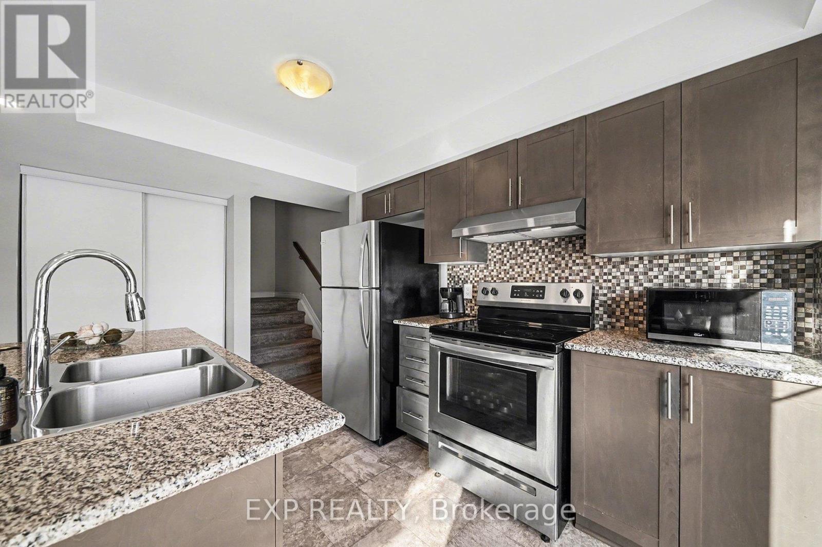 735 Chapman Mills Drive, Ottawa, Ontario  K2J 5X2 - Photo 7 - X12747732