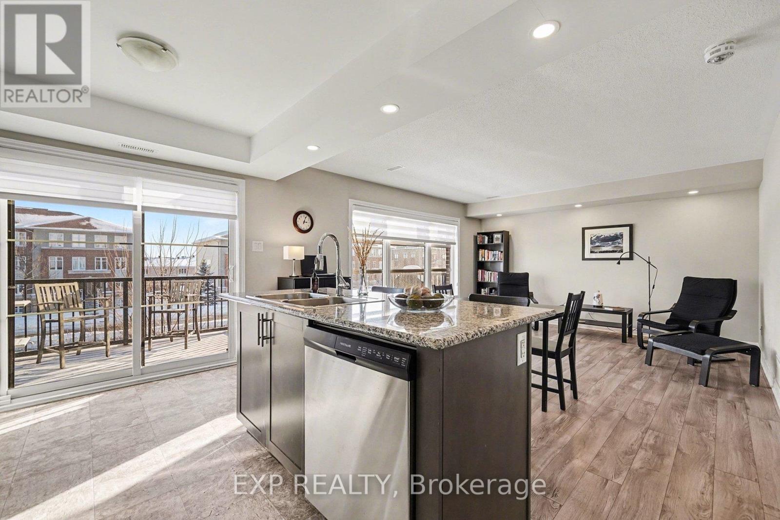 735 Chapman Mills Drive, Ottawa, Ontario  K2J 5X2 - Photo 9 - X12747732