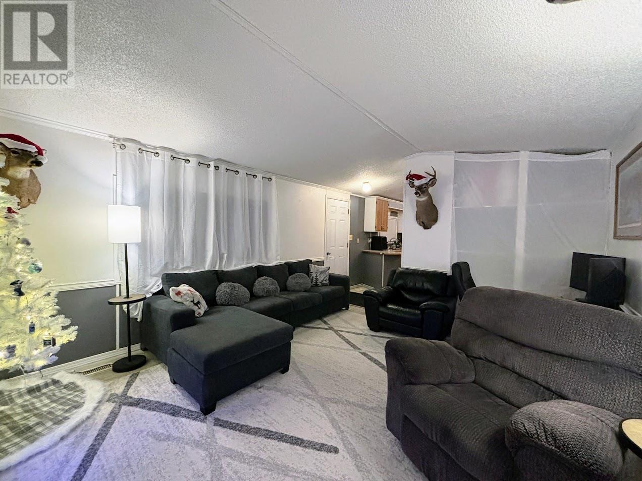 31 Coveney St, Marathon, Ontario  P0T 2E0 - Photo 2 - TB253649