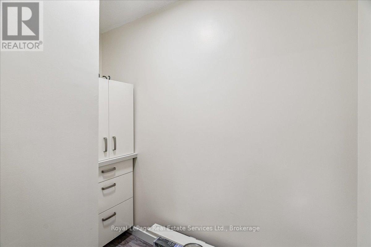 812 - 966 Inverhouse Drive, Mississauga (Clarkson), Ontario  L5J 4B6 - Photo 27 - W12747628