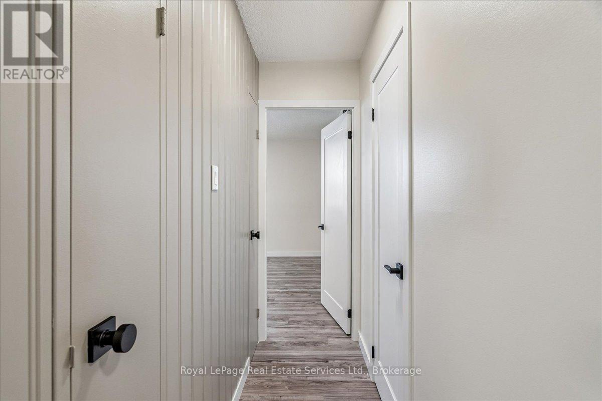 812 - 966 Inverhouse Drive, Mississauga (Clarkson), Ontario  L5J 4B6 - Photo 34 - W12747628