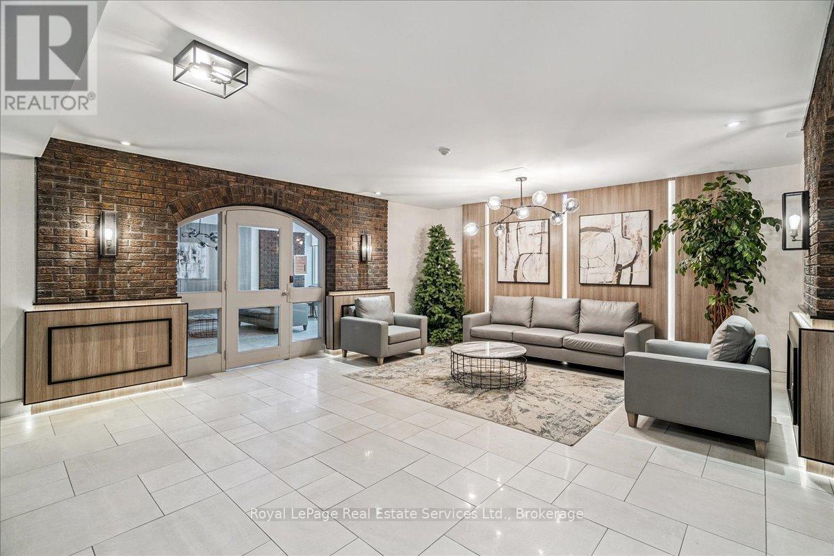 812 - 966 Inverhouse Drive, Mississauga (Clarkson), Ontario  L5J 4B6 - Photo 6 - W12747628