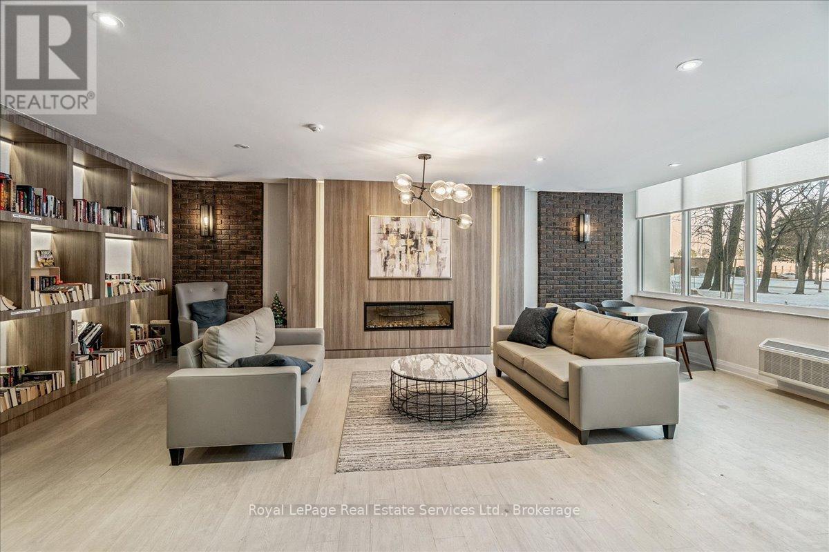 812 - 966 Inverhouse Drive, Mississauga (Clarkson), Ontario  L5J 4B6 - Photo 8 - W12747628