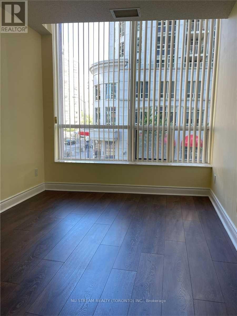 207 - 5 Northtown Way, Toronto, Ontario  M2N 7A1 - Photo 3 - C12742850