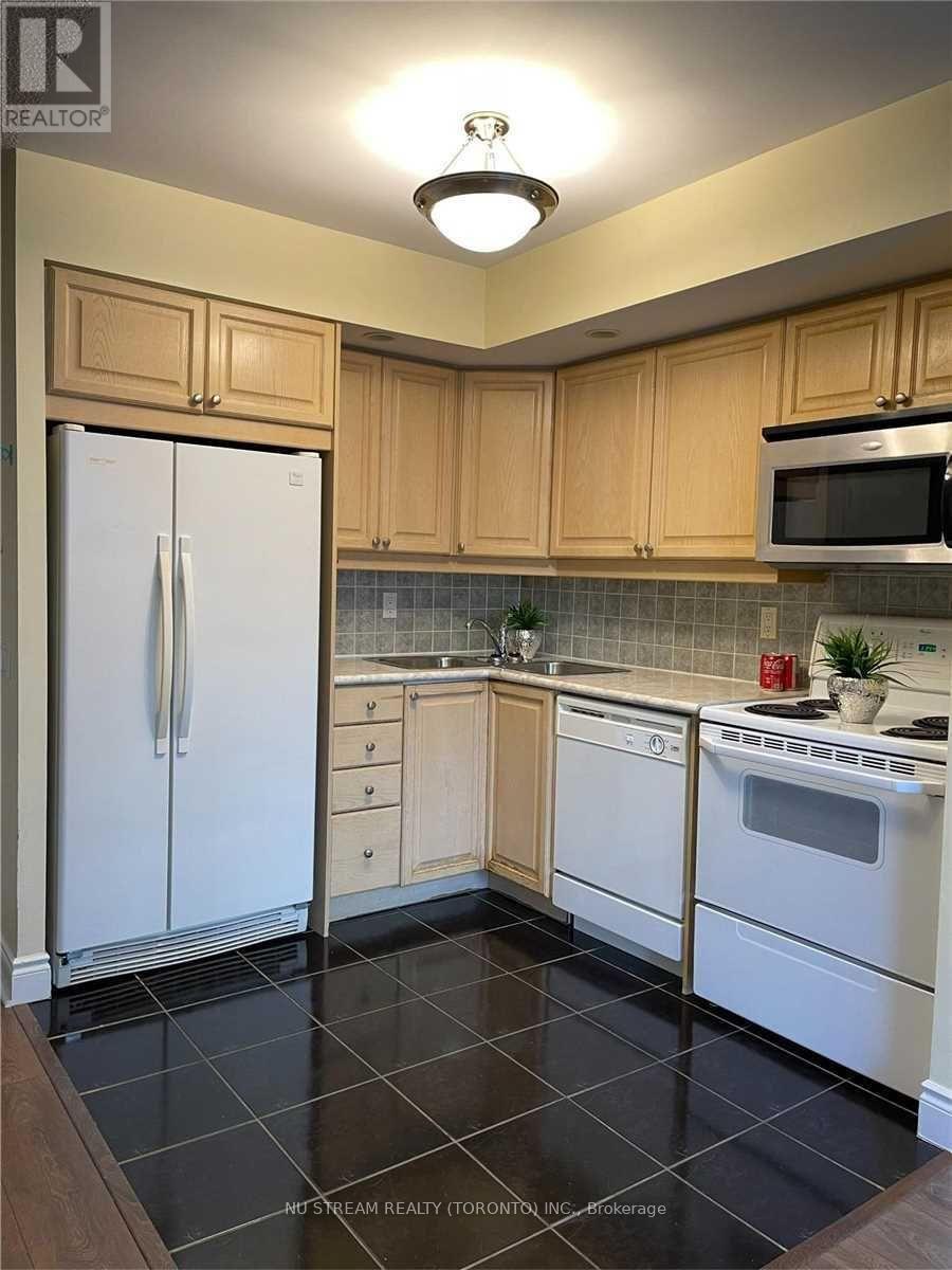 207 - 5 Northtown Way, Toronto, Ontario  M2N 7A1 - Photo 2 - C12742850