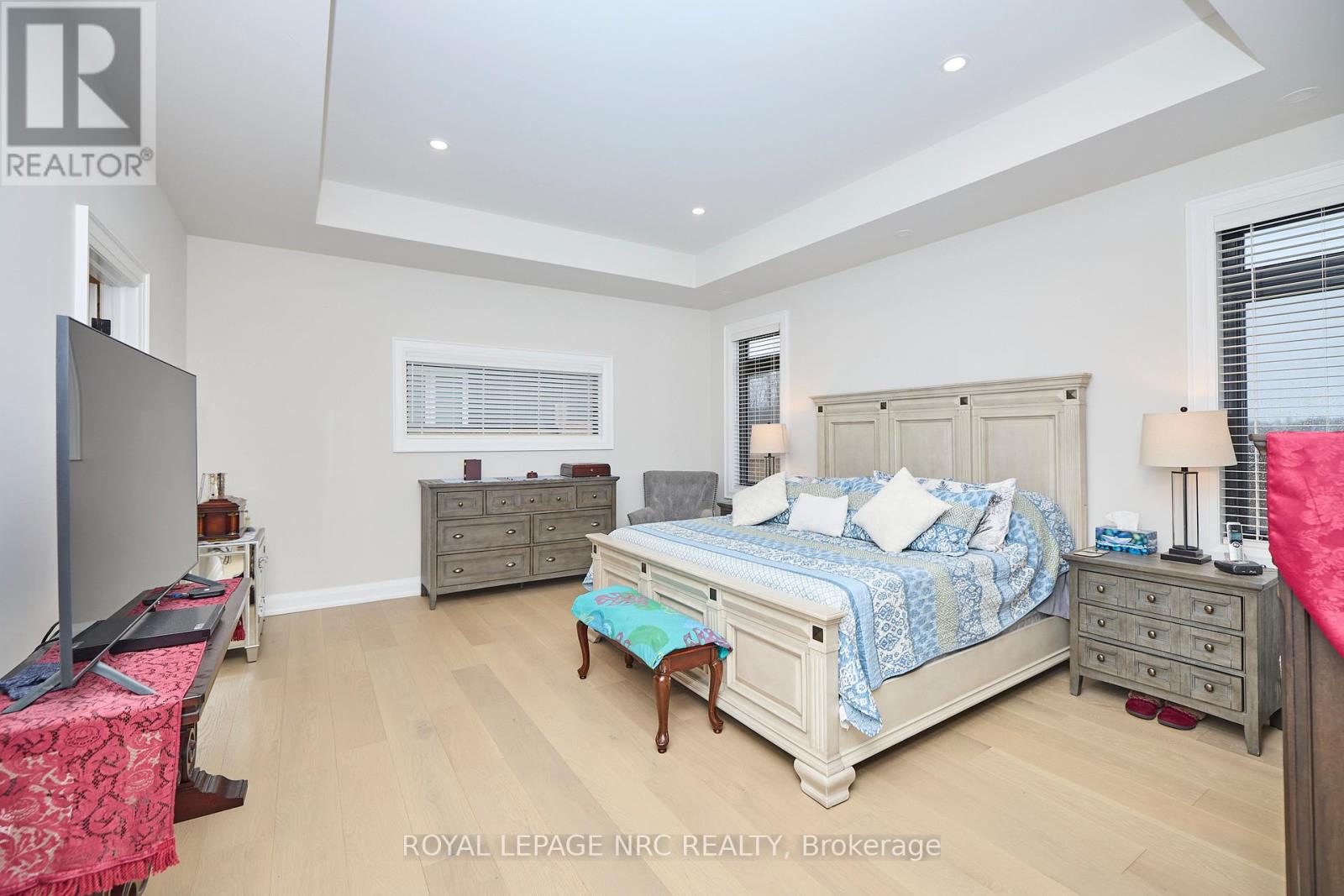 1174 Spears Road, Fort Erie (Crescent Park), Ontario  L2A 4N1 - Photo 16 - X12747744