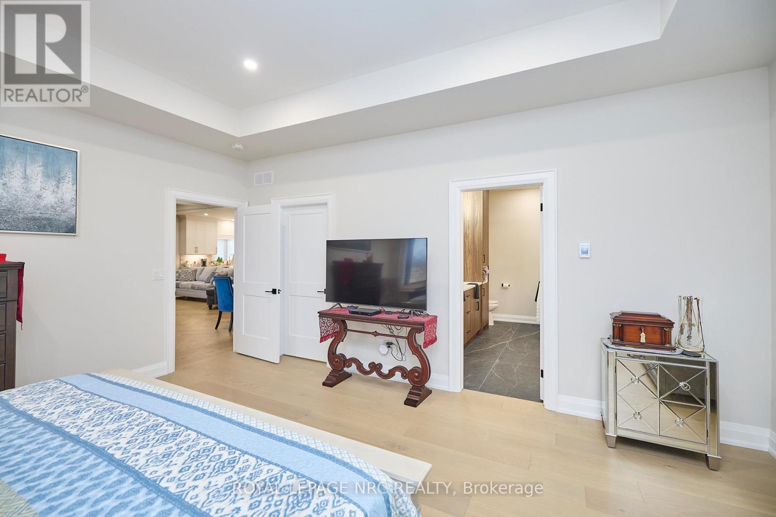 1174 Spears Road, Fort Erie (Crescent Park), Ontario  L2A 4N1 - Photo 18 - X12747744