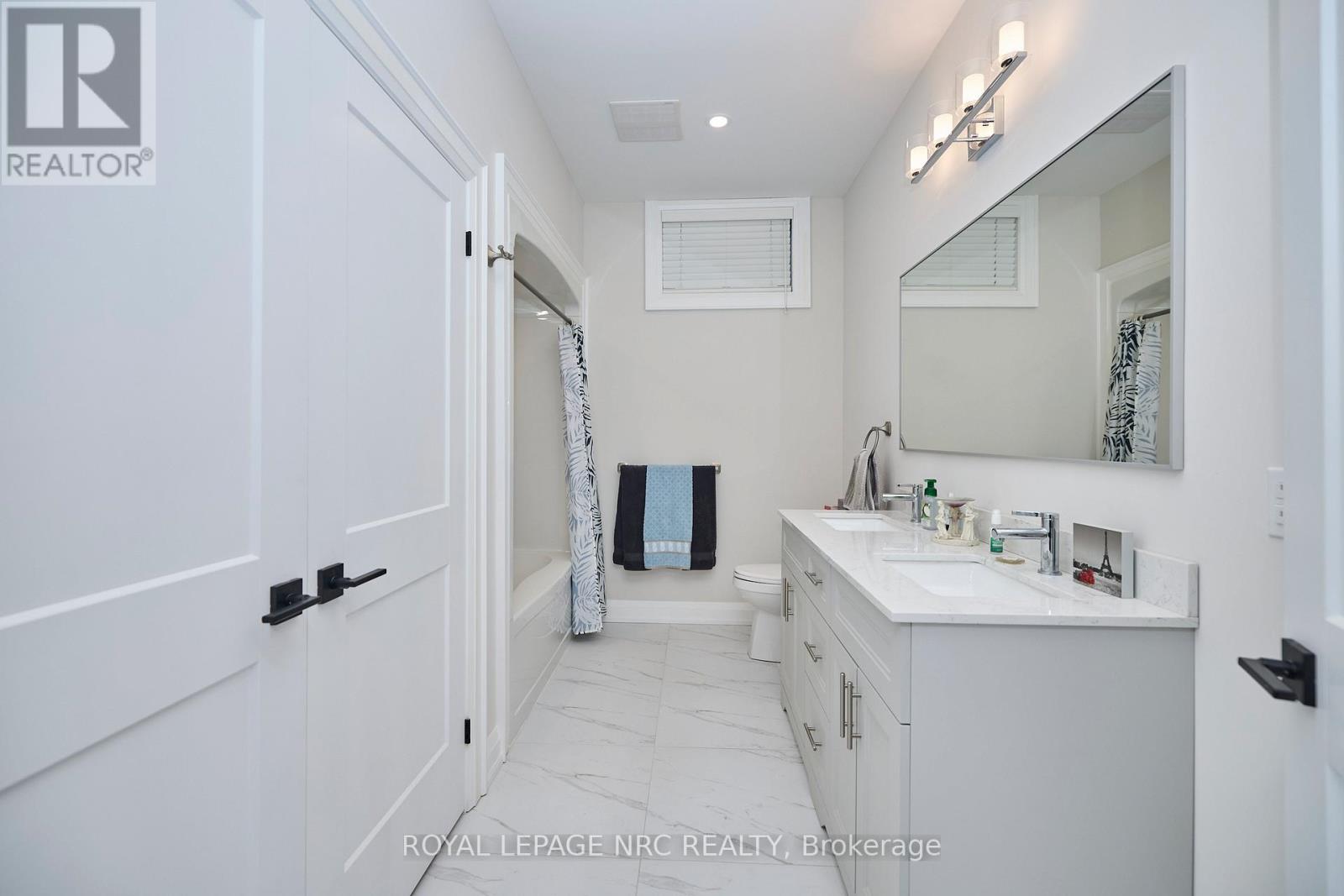 1174 Spears Road, Fort Erie (Crescent Park), Ontario  L2A 4N1 - Photo 28 - X12747744