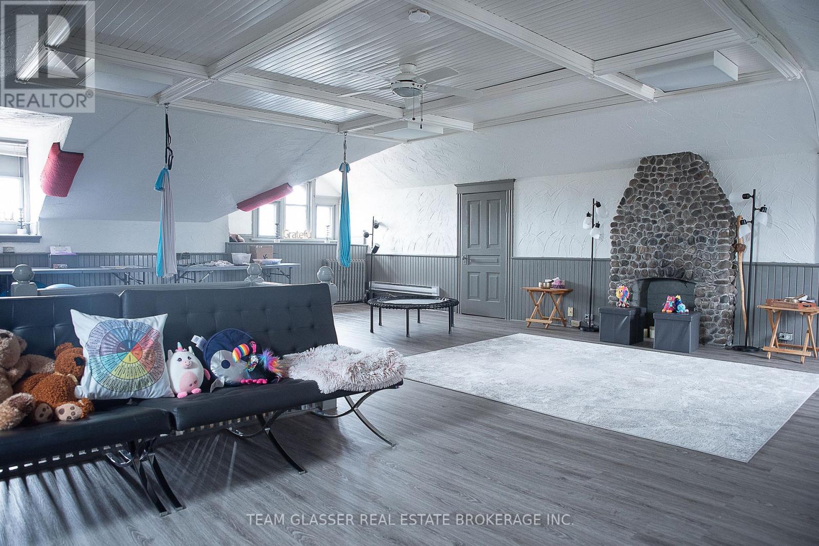 474 King Street, London East, Ontario  N6B 1T1 - Photo 34 - X12601936