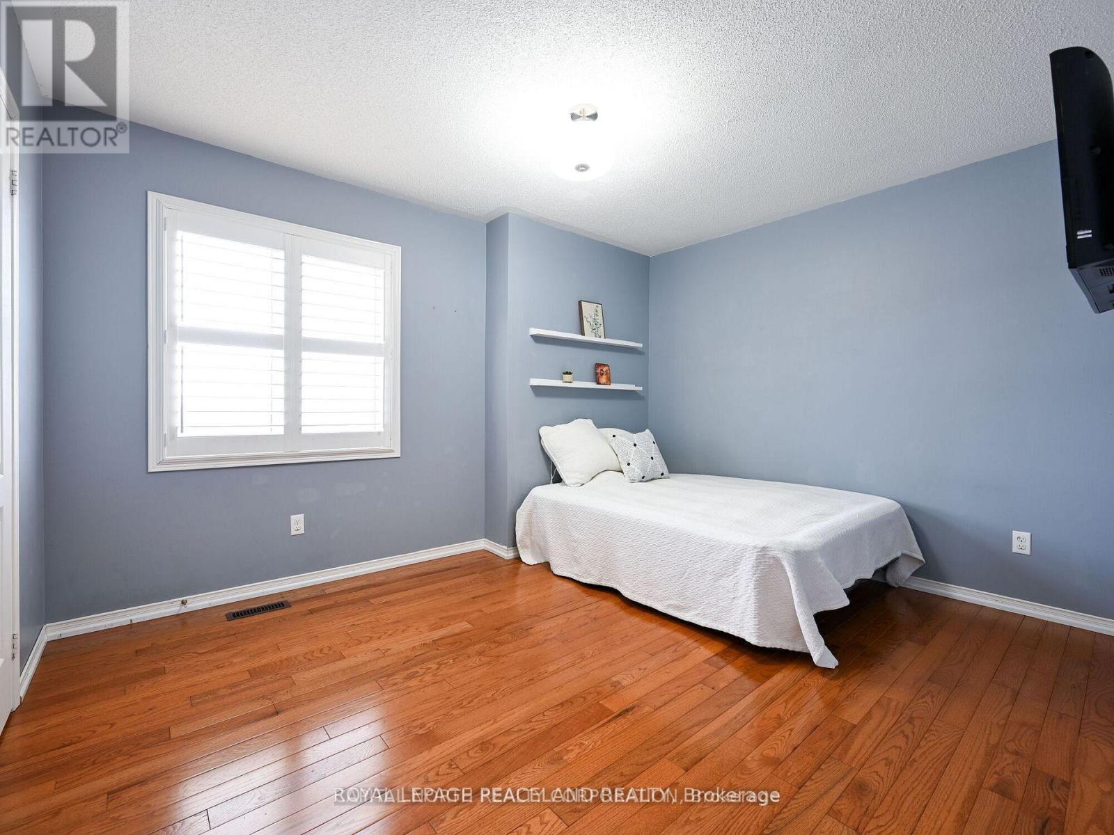 68 Christian Hoover Drive, Whitchurch-Stouffville (Stouffville), Ontario  L4A 0X6 - Photo 18 - N12747092