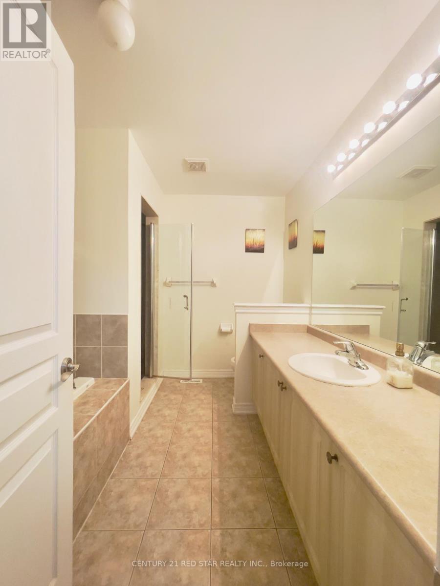 55 Chesterwood Crescent, Brampton, Ontario  L6Y 0Z4 - Photo 14 - W12637344