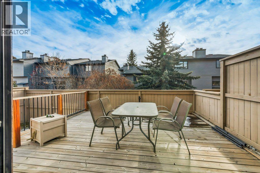 76 Glamis Gardens Sw, Calgary, Alberta  T3E 6S4 - Photo 28 - A2281749