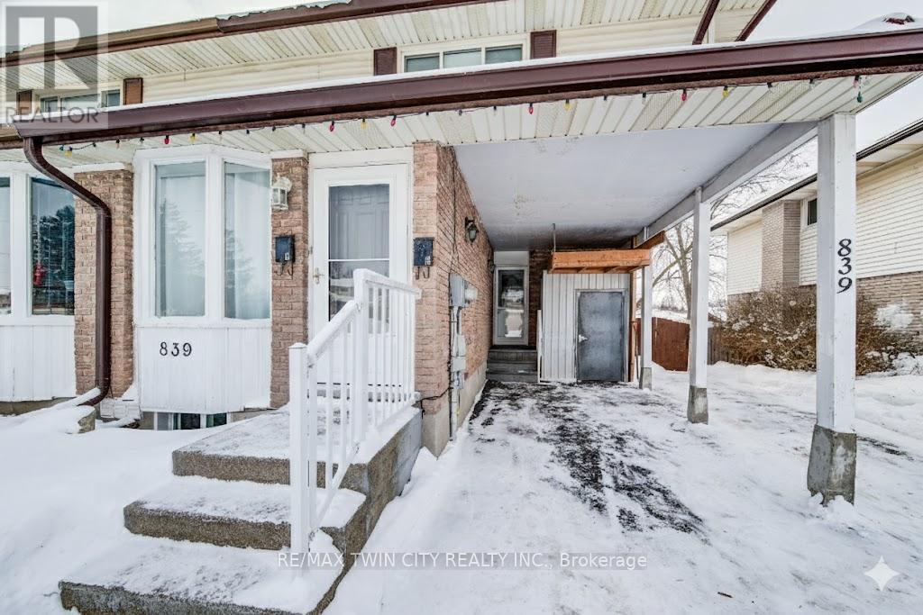 839 Doon Village Road, Kitchener, Ontario  N2P 1A1 - Photo 2 - X12742170