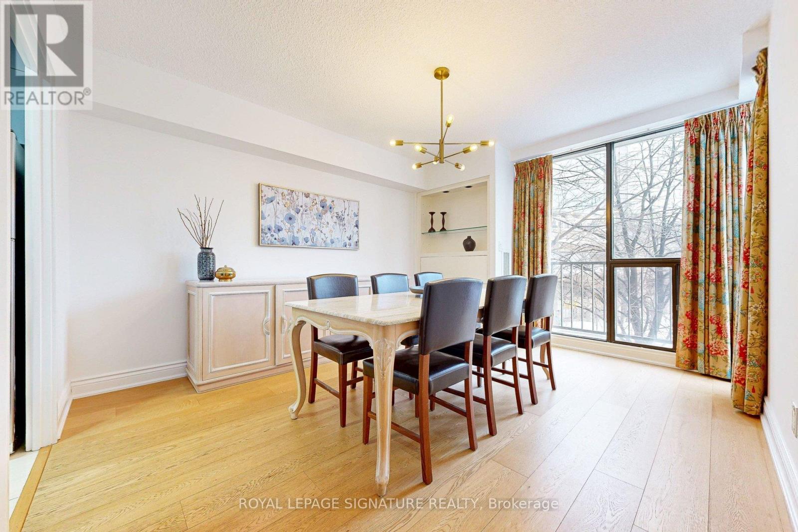 410/204 - 33 Harbour Square, Toronto, Ontario  M5J 2G2 - Photo 16 - C12747616