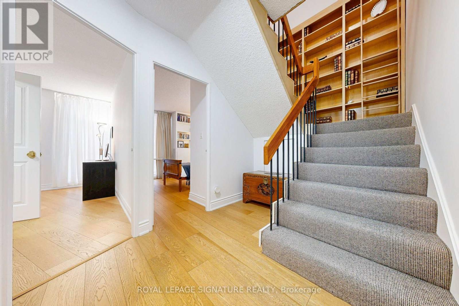 410/204 - 33 Harbour Square, Toronto, Ontario  M5J 2G2 - Photo 19 - C12747616