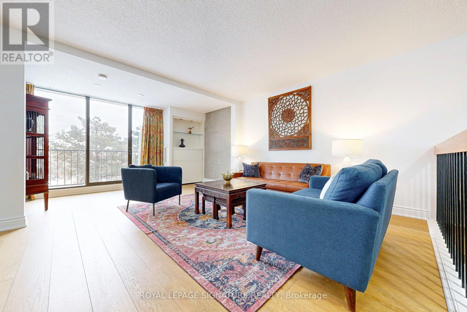 410/204 - 33 Harbour Square, Toronto, Ontario  M5J 2G2 - Photo 6 - C12747616